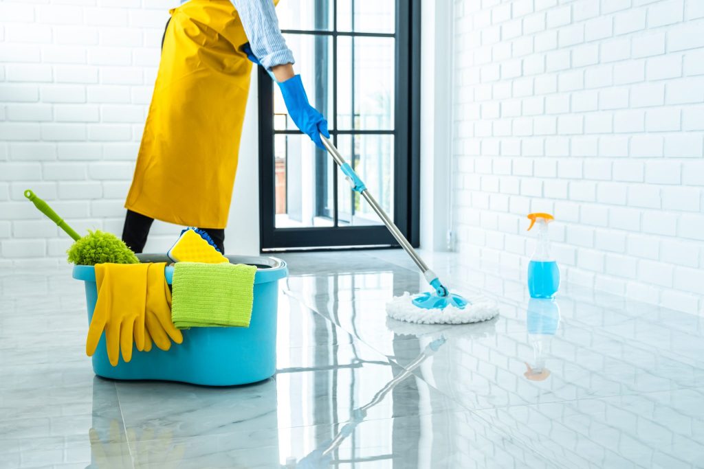 Cleaning epoxy floors